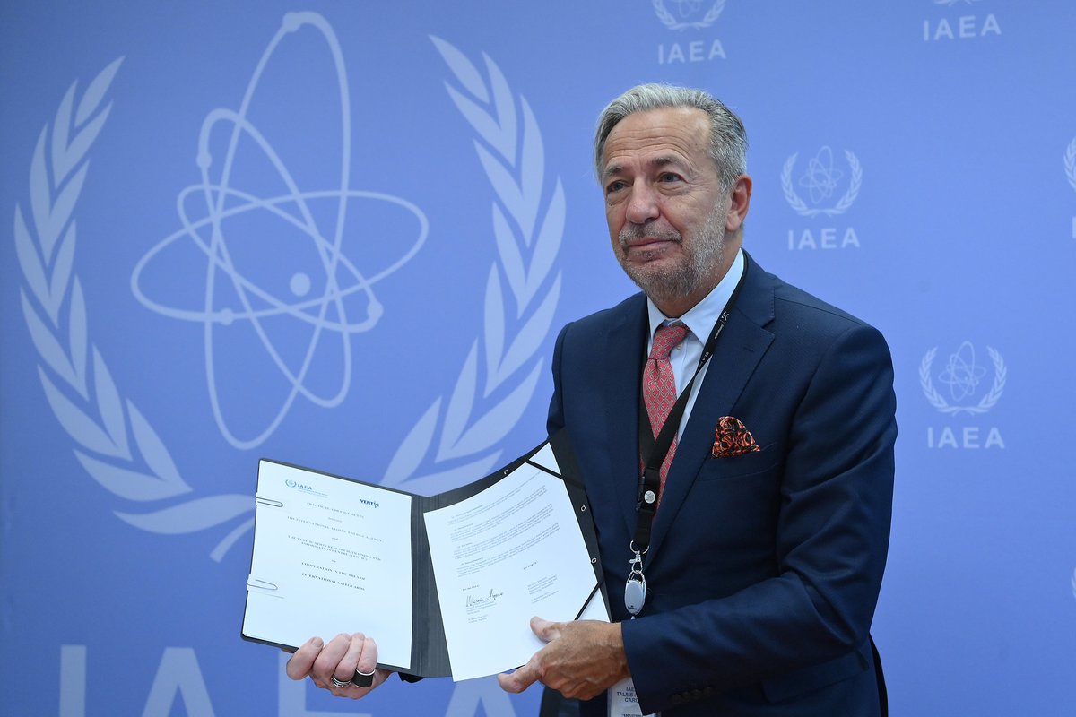 iaeaorg's tweet photo. We continue to partner with new organizations to help deliver on our mandate. We'll be working with @vertic_org to build #nuclear #safeguards knowledge and capabilities across the 🌍 through innovative learning methods. https://t.co/MrGGlKFE2k