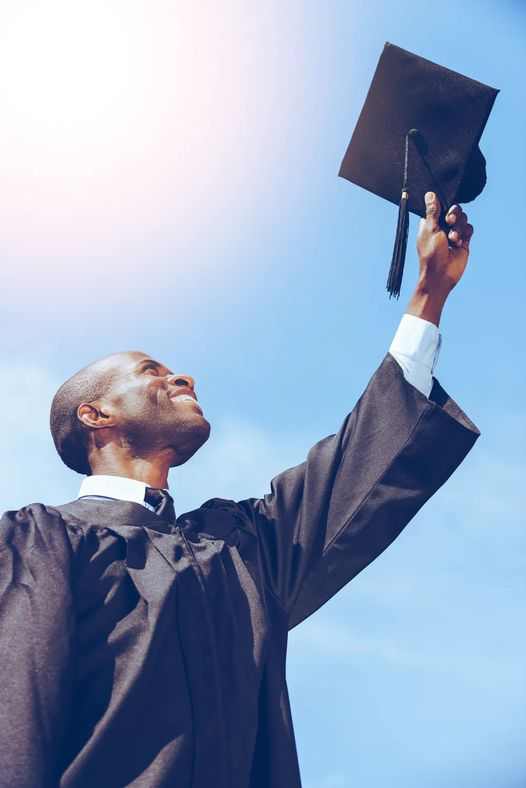 HUCapstoneGroup's tweet photo. The $500 K. Shaw Scholarship supports HU students whose parent is incarcerated (or has experienced incarceration) while an undergraduate student towards graduation. Apply By: Wednesday, December 15, 2021: https://t.co/RYpUR6iprM
#howarduniversity #howardu #howarduniversityalumni https://t.co/fdy8YRKcnc