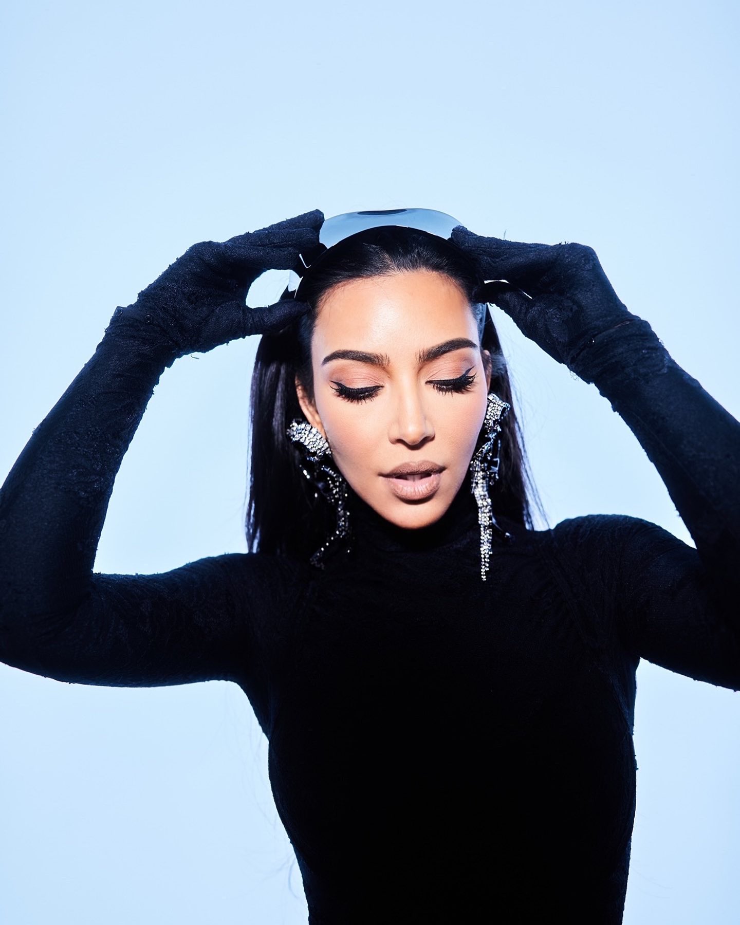 Kim Kardashian on Twitter: &ldquo;🖤 https://t.co/xbFGRu75il&rdquo; / Twitter