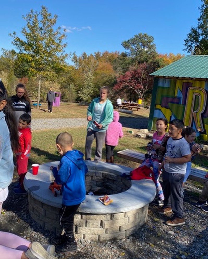 Friends of Bellemeade Park will be hosting their last Conserve and Create event this Saturday December 11th at 9:00am. They will be putting their Youth Garden to bed for the winter and building a chicken coop to introduce chickens to their outdoor program. Volunteers are welcomed