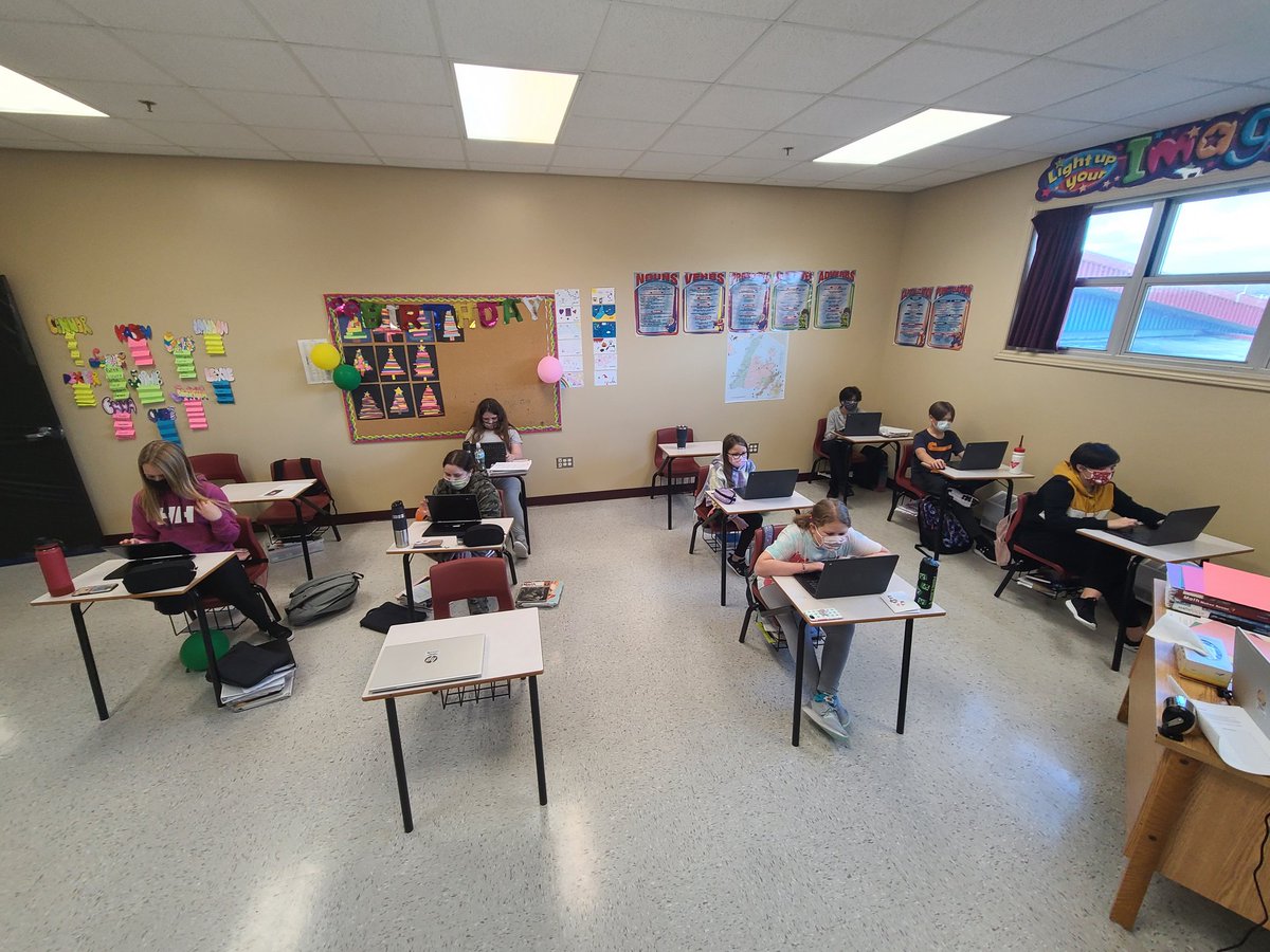 PaulHare16's tweet photo. Man, did this crew of Grade 6/7's ever love the Minecraft 2021 Hour of Code Challenge! A genuine love for coding in this class this morning! Looking forward to our microbit project after Christmas with this crew! @nltatesic @PlayCraftLearn @NLESDCA @brilliant_labs https://t.co/DQ3XRGjpbQ