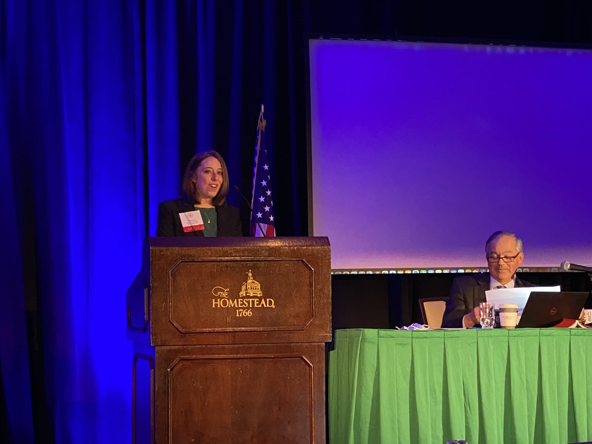 herbchen's tweet photo. @BrenessaL at the southern surgical presenting her important work about medical student public humiliation: a national problem.   @UABSurgery https://t.co/A7982OwzKe