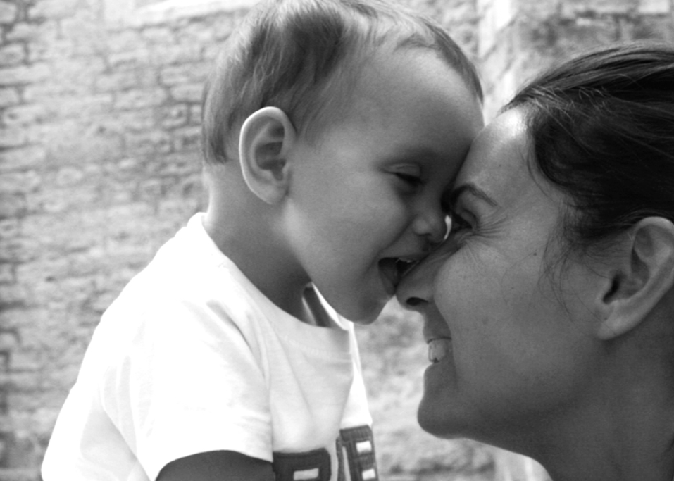 😃 Esta tarde, apoyaremos antes del partido a la <a href="/Fundacionoelia/">Fundacion Noelia</a>, que ayuda a personas afectadas por la distrofia muscular por déficit de colágeno VI y a sus familias.

🥰 Sortearemos una cesta de Navidad y lo recaudado será para ellos. ¡Queremos el apoyo de todos!

#GoraAnaita