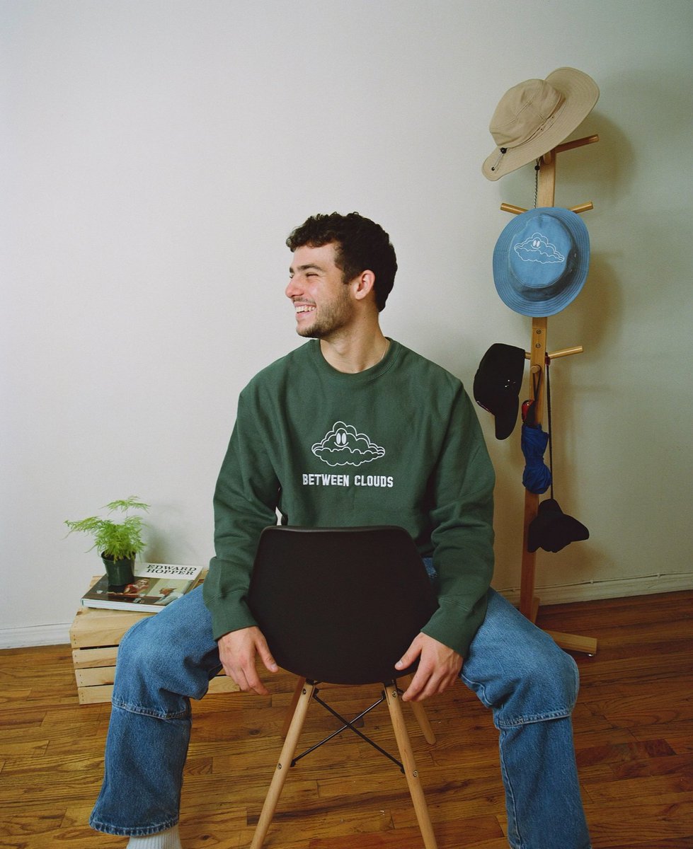 between__Clouds's tweet photo. Pine Green Heavy Weight Crewneck
Available Friday
#Betweenclouds https://t.co/DzGawsyHFA