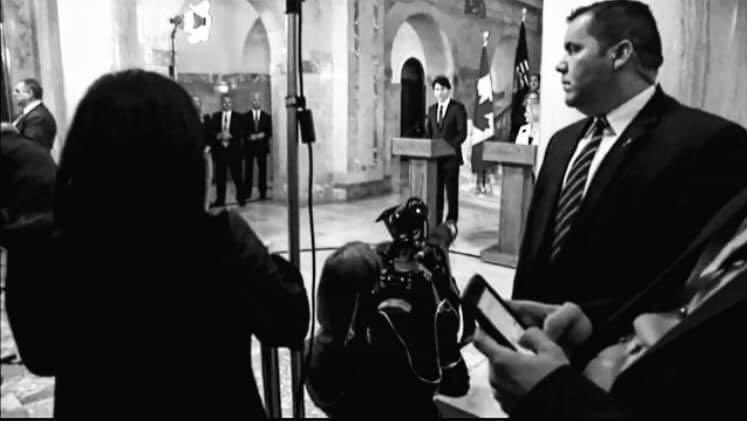 Songstress28's tweet photo. Circa 2016, me asking @JustinTrudeau if he still stood by an election pledge where he told @APTNNews that First Nations would have a veto over natural resource projects on their territories…he backed away from that promise &amp; we all know what’s happened since. https://t.co/LH0vGkLme9