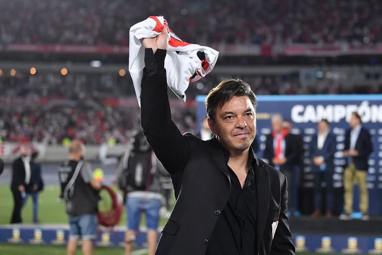 O le Lele O la  la gallardo es de River de River no se va.   Que asi sea.  #gallardonoseva