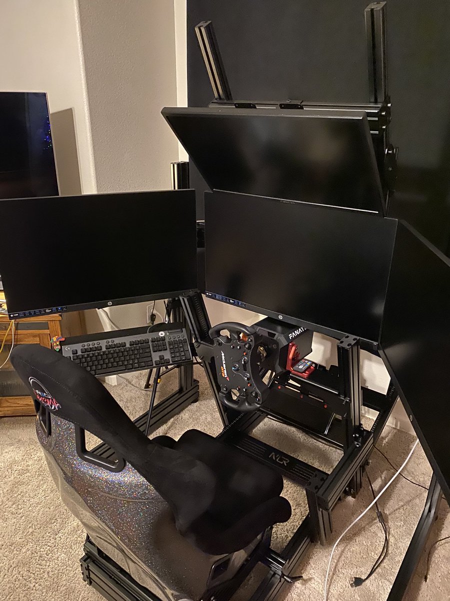 upstateofficial's tweet photo. Chat and I built this. Chat did most of the heavy lifting. @fanatec @nrginnovations @iRacing #NextLevelRacing #FGTElite https://t.co/ZWzgnr8u5Q