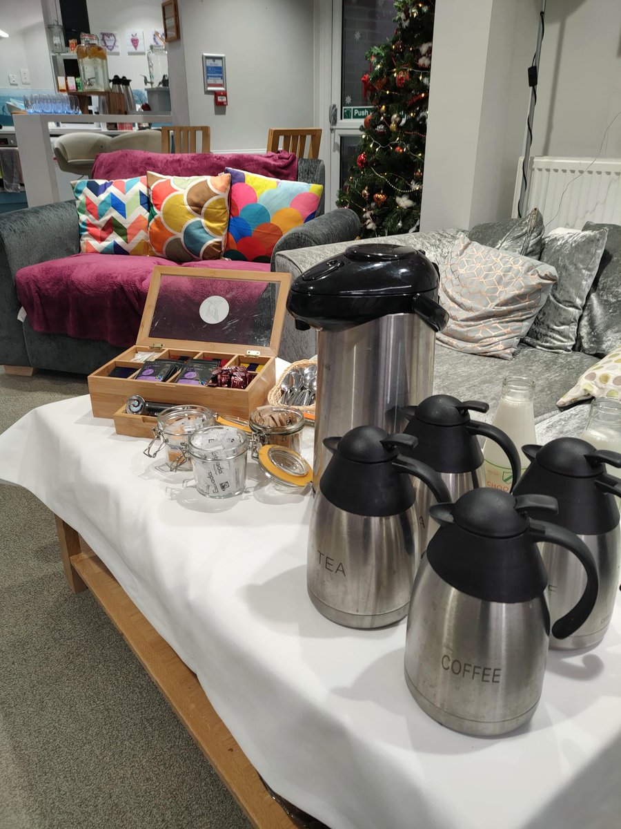 We did a small surprise do for Ms VM last week. Afternoon tea...in the evening!  <a href="/ToynbeeH/">Toynbee House</a>