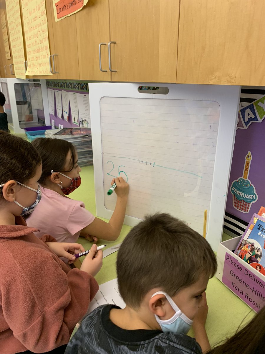 Today students reviewed for their upcoming @IllustrateMath unit assessment using visible random grouping. Thanks @TaniaPalmieri3 for making the vertical whiteboards for us. @GHillsGators @mathcoachrivera