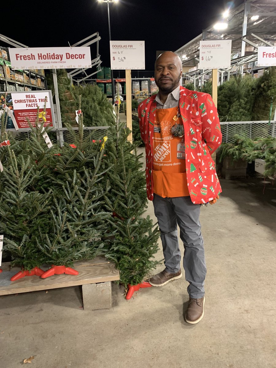 Happy Holidays from the Cedar Hill Home Depot!
