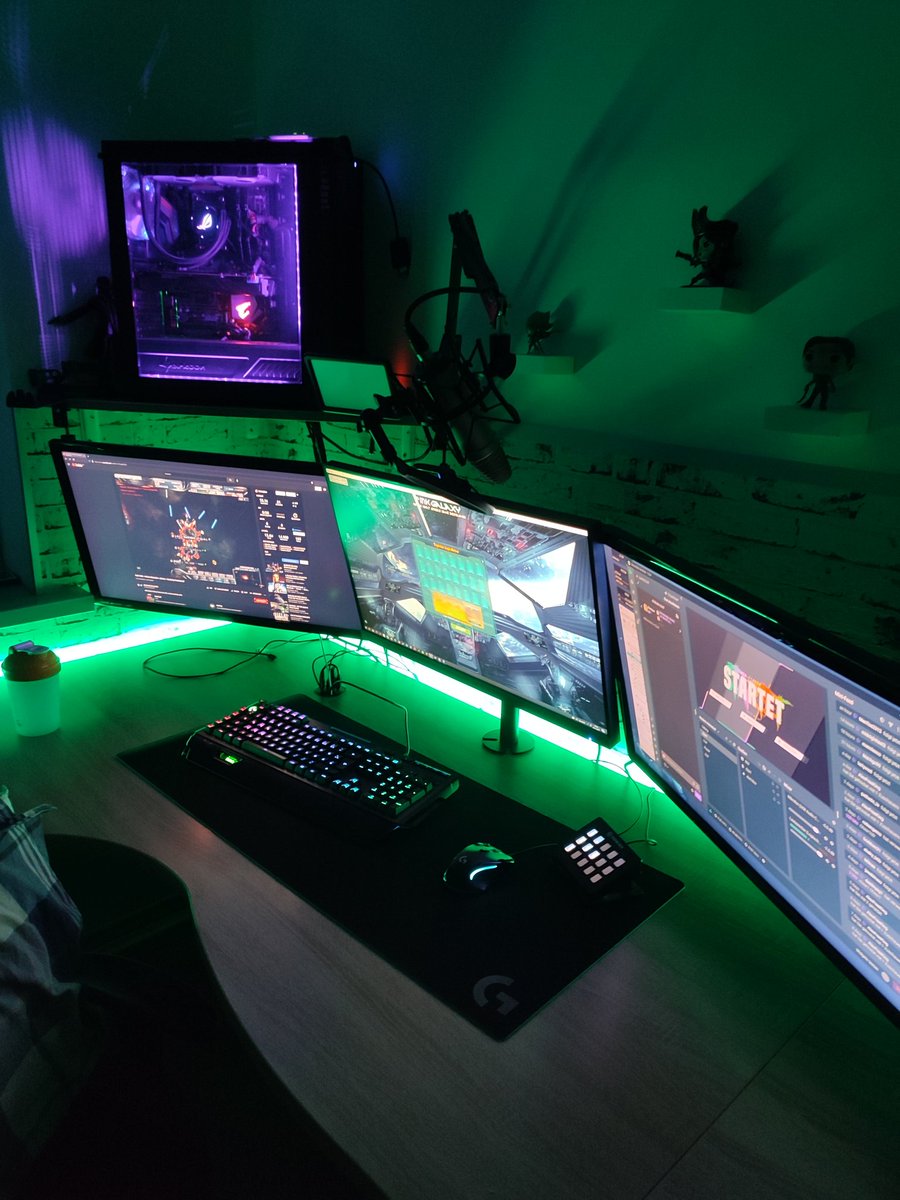 DesThrix's tweet photo. Bin jetzt Live auf Twitch! ππ€
Twitch: https://t.co/gspjJQWcWU
Gespielt wird: #Darkorbit nicht das Original #PinkGalaxy
---------------------------------------------
#TwitchStreamers #Livestream #twitch #gaming #stream https://t.co/Jy96LK8iJw