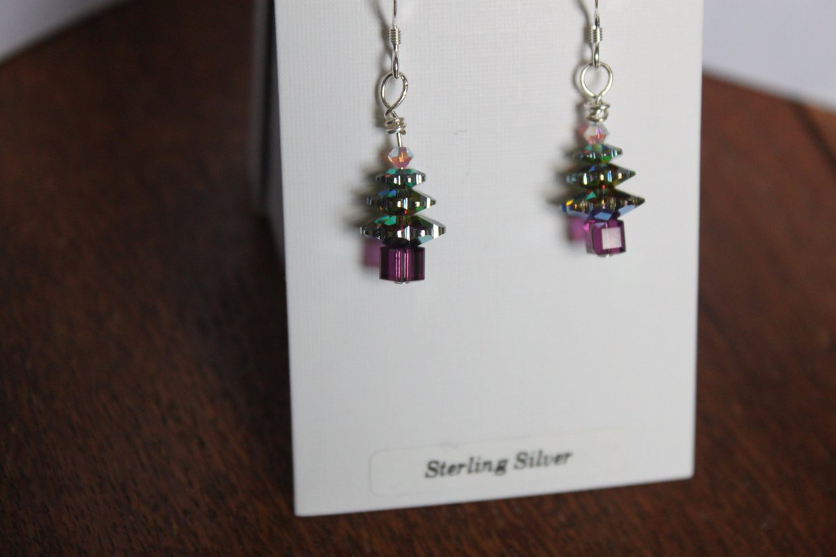 Our lovely Christmas tree earrings are still available from Plantlife <a href="/Love_plants/">Plantlife</a>:  tinyurl.com/35bme38p. Support both a small business and wildflower conservation this #festive season! #uniquegifts #handmade #conservation #charity <a href="/HandmadeHour/">HandmadeHour</a> #SupportSmallBusinesses