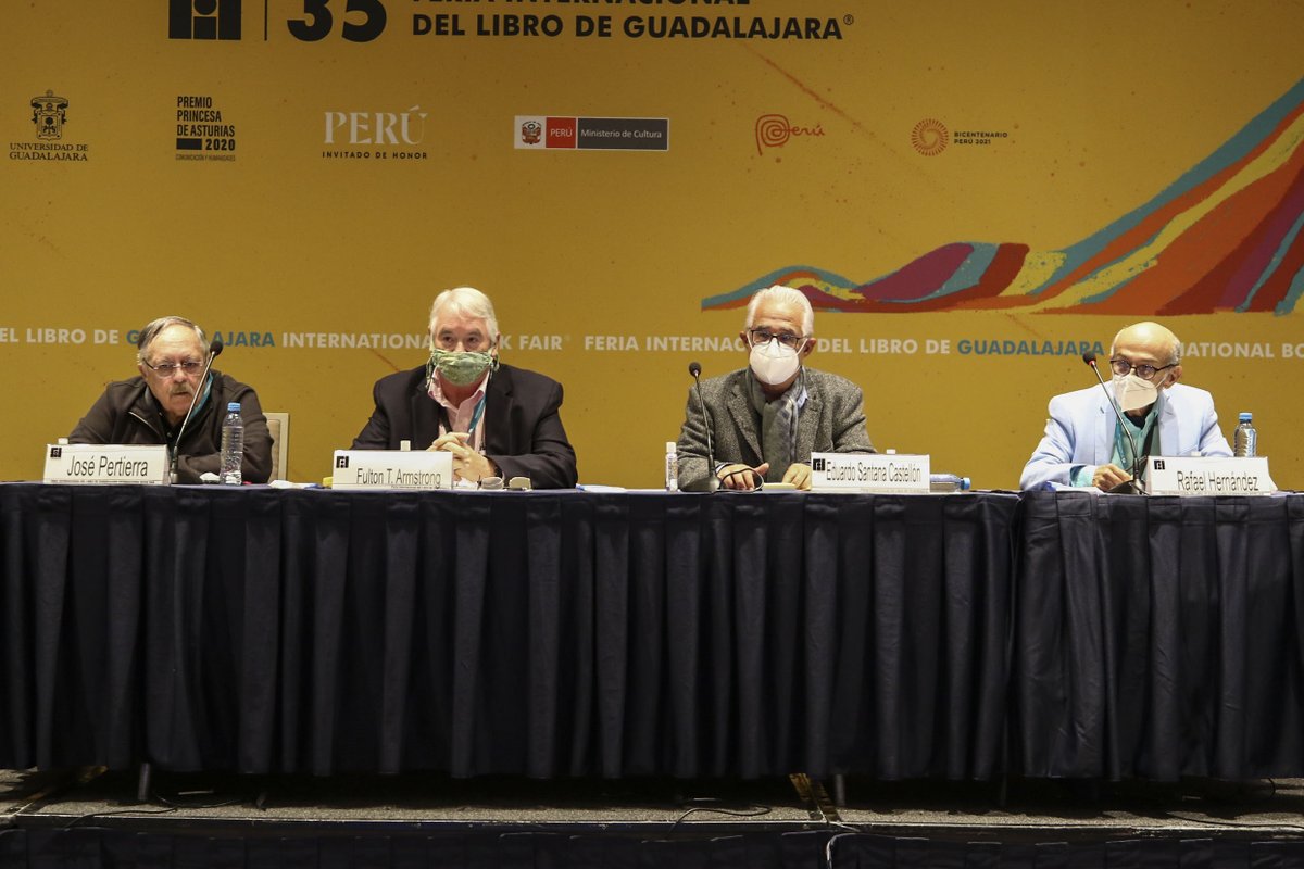 cubavsbloqueo's tweet photo. Desde la academia y el periodismo en #FIL2021 de Guadalajara se analizó el impacto del bloqueo en los derechos humanos, la economía y la vida cotidiana en #Cuba 🇨🇺.

Recomendamos el conversatorio “Cuba y sus circunstancias: los golpes del bloqueo”

🔗https://t.co/4lAlQMY8Zx https://t.co/jXvvRImDsd