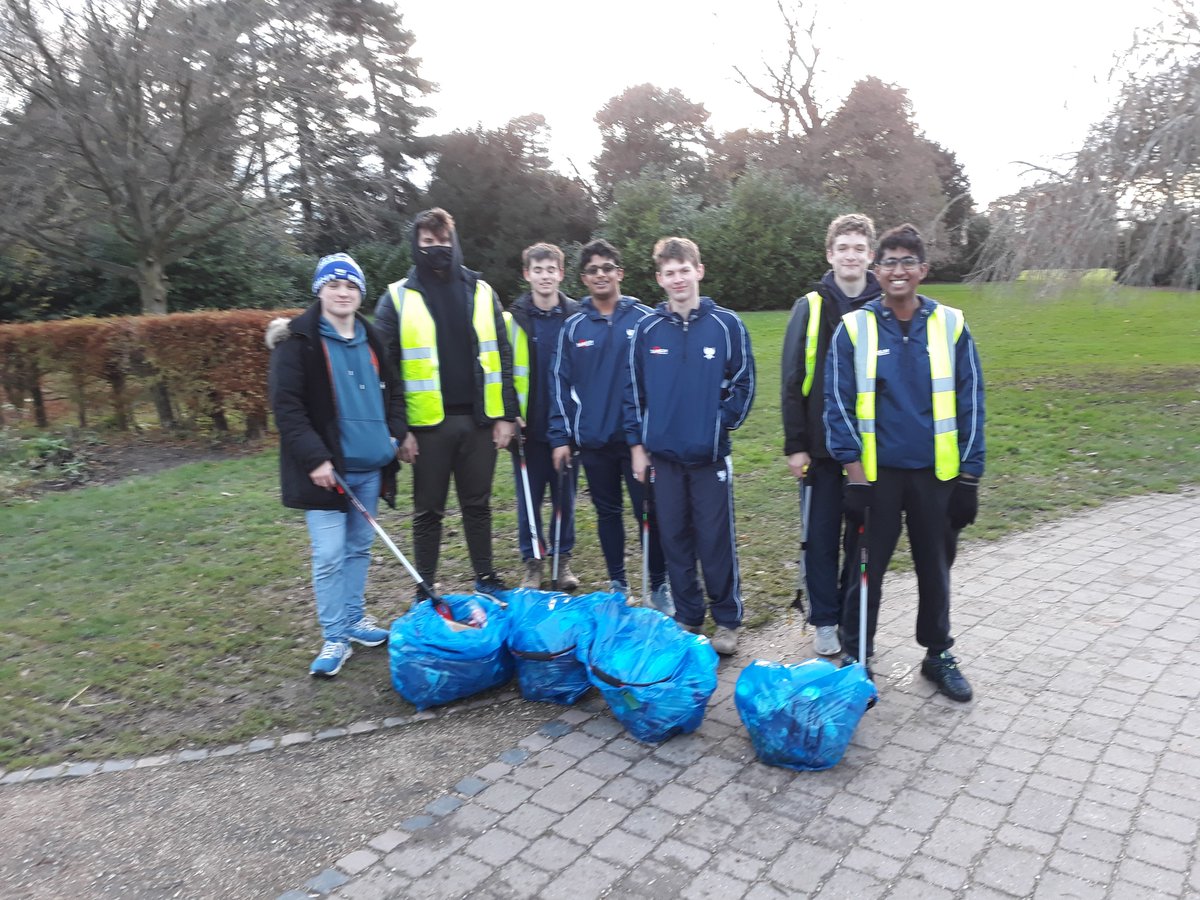 As part of their volunteering learning, today our IB boys completed the annual pre-Christmas litter clear up. Lower Sixth Former Tom Spice said, "It felt good to contribute to the cleaning up of Bedford. We were surprised by the volume of litter that we collected."