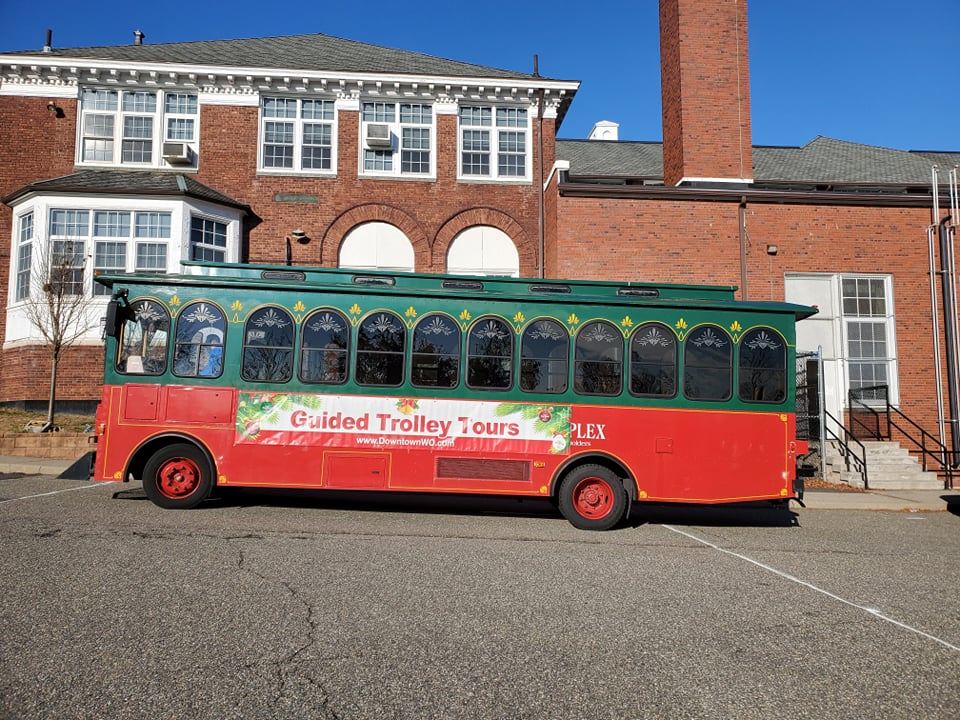downtownwo's tweet image. Thank you to everyone who joined us for the Holiday Character Breakfast, trolley tours and pictures with Santa this past weekend! We loved getting the chance to celebrate the holiday season with you. #DowntownWO #CharacterBreakfast #HolidayHappenings #WestOrangeNJ