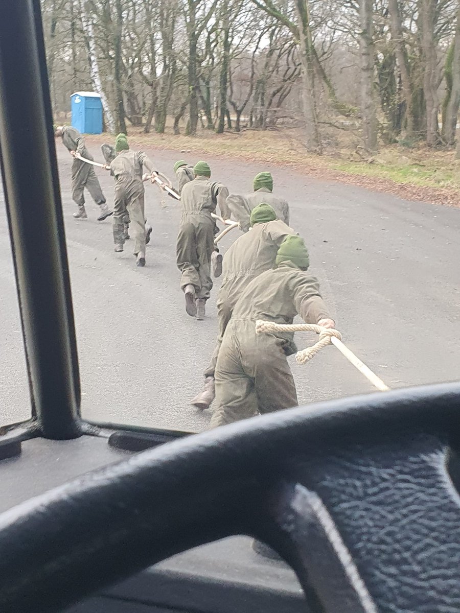 VCAmsterdam's tweet photo. Actief bezig zijn. Een wezenlijk onderdeel van de Veva opleiding bij het Veiligheidscollege Amsterdam. #veva #doorzetters @Defensie @DefensieMin @MBOZuidoost https://t.co/m0l0BnPMic