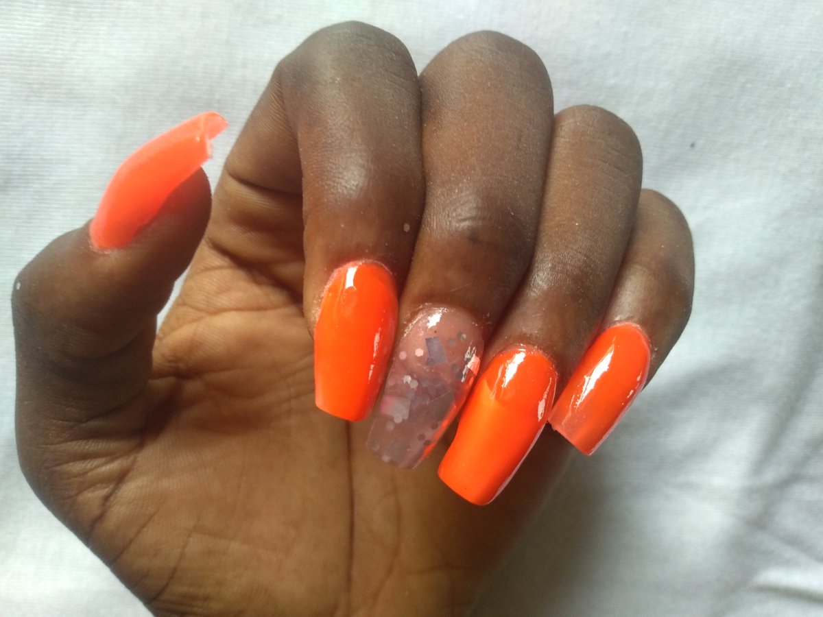 Beautymistres's tweet photo. Good nails fix bad days.
#lagosnails #egbedanails #alimoshonails #nails https://t.co/AOTOKu0oRK