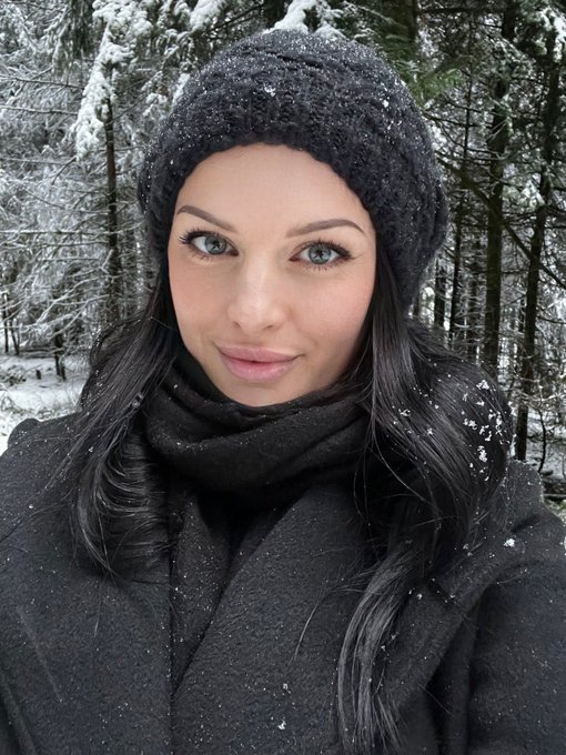 Winter Wonderland ❄️ https://t.co/fXaE6KjqfK