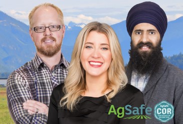 AgSafeBC's tweet photo. PLEASE SHARE: Some #BCfarmers may not know that AgSafe can help them in this crisis. Our team has industry-specific emergency response liaisons.
 
▶️  Toll Free: 1-877-533-1789
▶️  AgSafe Team: https://t.co/6S1yK5xxsL
▶️  Emerge Response: https://t.co/d2S73v28Qx

#BCfloods https://t.co/96ZiXdHwjb