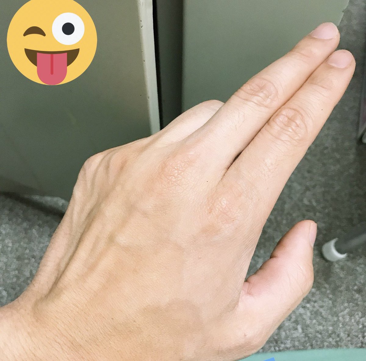 fightingbull06's tweet photo. こんな感じで糸結びするんですよ♪
エッチの時は逆ですね。 https://t.co/Fhxnd1zl1l