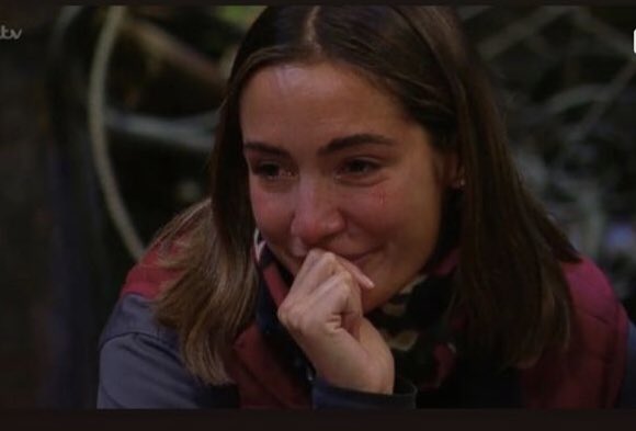 Bristolian1970's tweet photo. 🚨 URGENT! Calling all ladies!! 🚨

The females are lacking support and we must keep our #GirlPower !! We must vote for the only other queen - Frankie!! She was SOOO upset to see Snoochie go! 🥺😭❤️ #ImACeleb #imacelebrity @snoochieshy @FrankieBridge #FrankieBridge #waynebridge https://t.co/gbFPbh80oZ