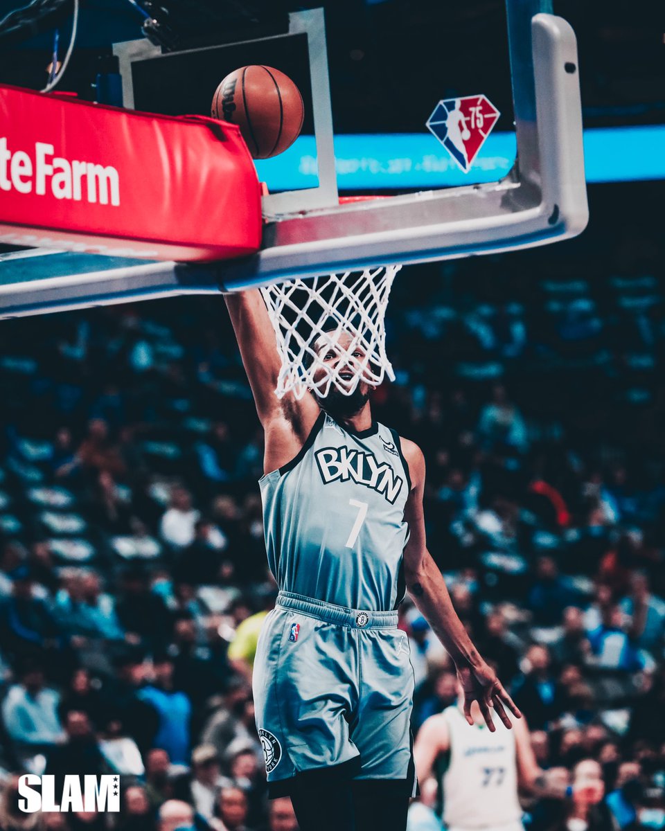 SLAMonline's tweet photo. Mannnnn, this level of artistry is crystal clear when it’s frozen in time like this. 📷: @iamdresito https://t.co/N1VRJYCSxw