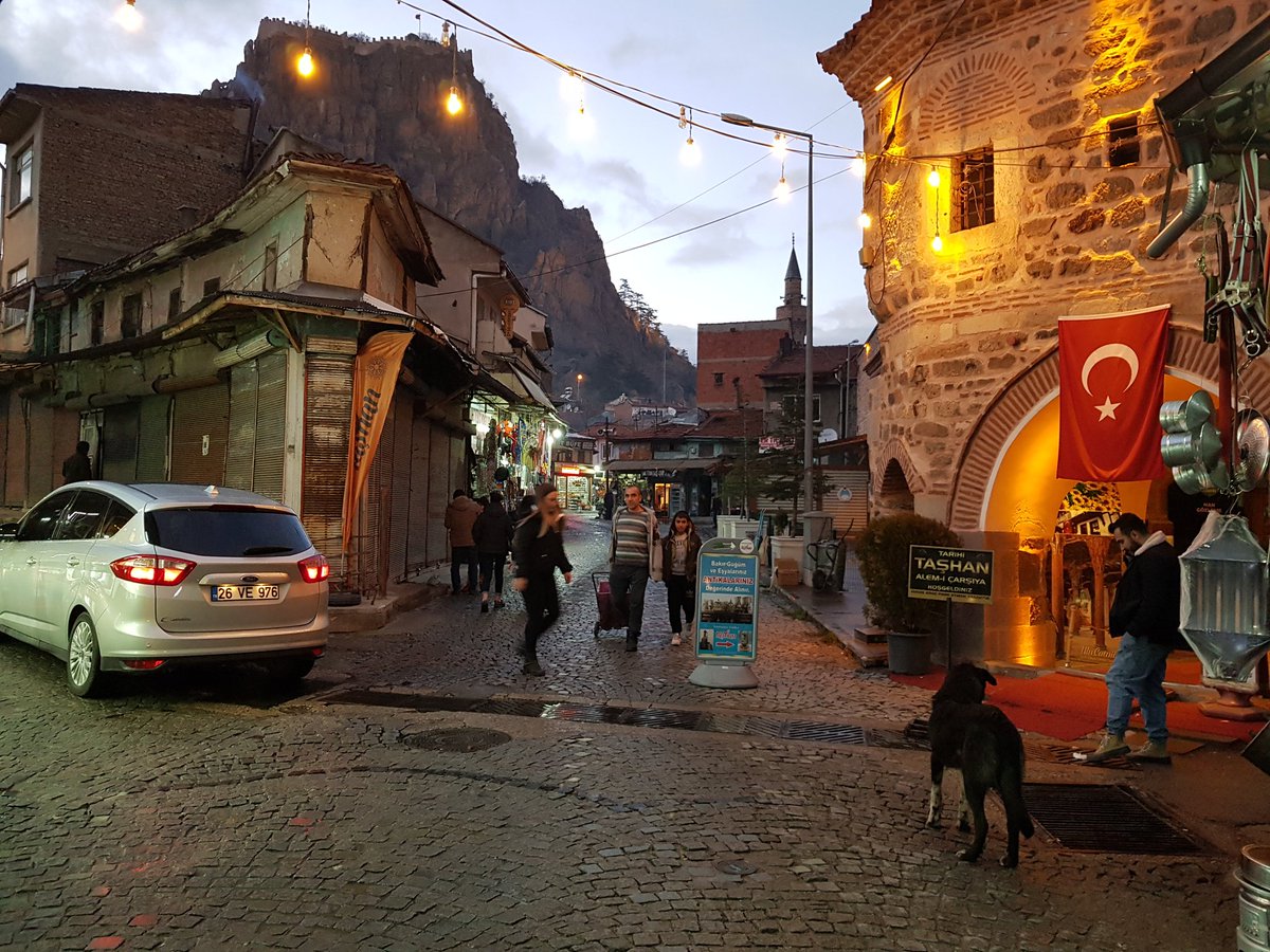 Afyon'da akşam telaşı