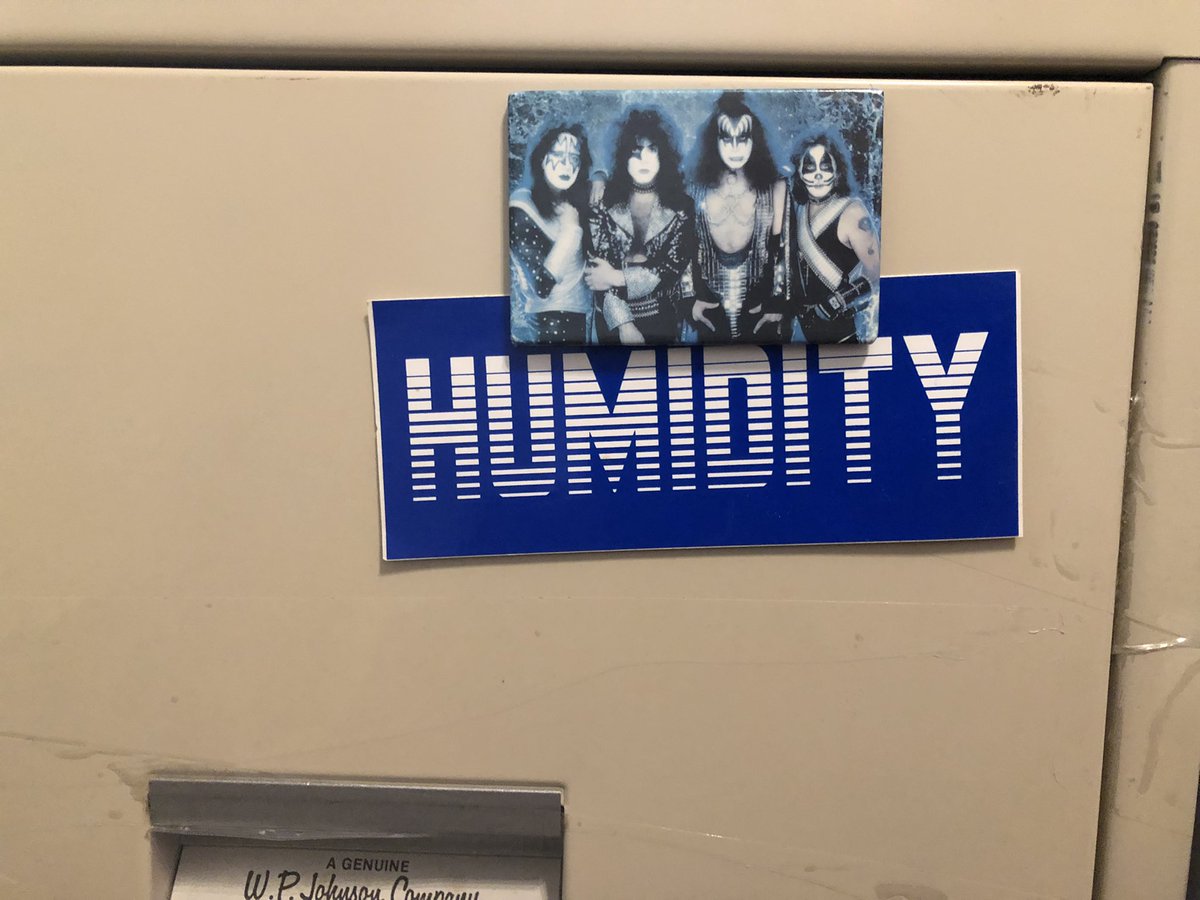 carl_arredondo's tweet photo. I bet I’m the only one with a humidity sticker!! How about it @OrleansHumidity @ulmwxr @dmanning283 @CJohnFranklin @paytonmalonewx @NWSNewOrleans ?? What a combo, @kiss & humidity!! #SweatIsGood https://t.co/UyDPli6q3U