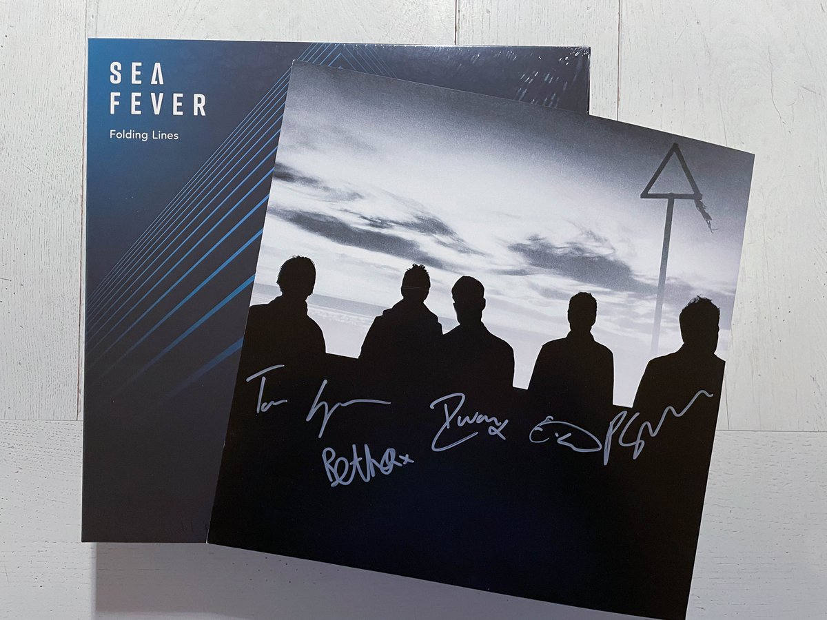acroonenbroeck's tweet photo. This album is really, really good! #FoldingLines on heavy rotation... @SeaFeverBand
@tommychap01 @PhilCmusic @bethjcassidy @iwangronow @esbarlow https://t.co/thLWLwz202