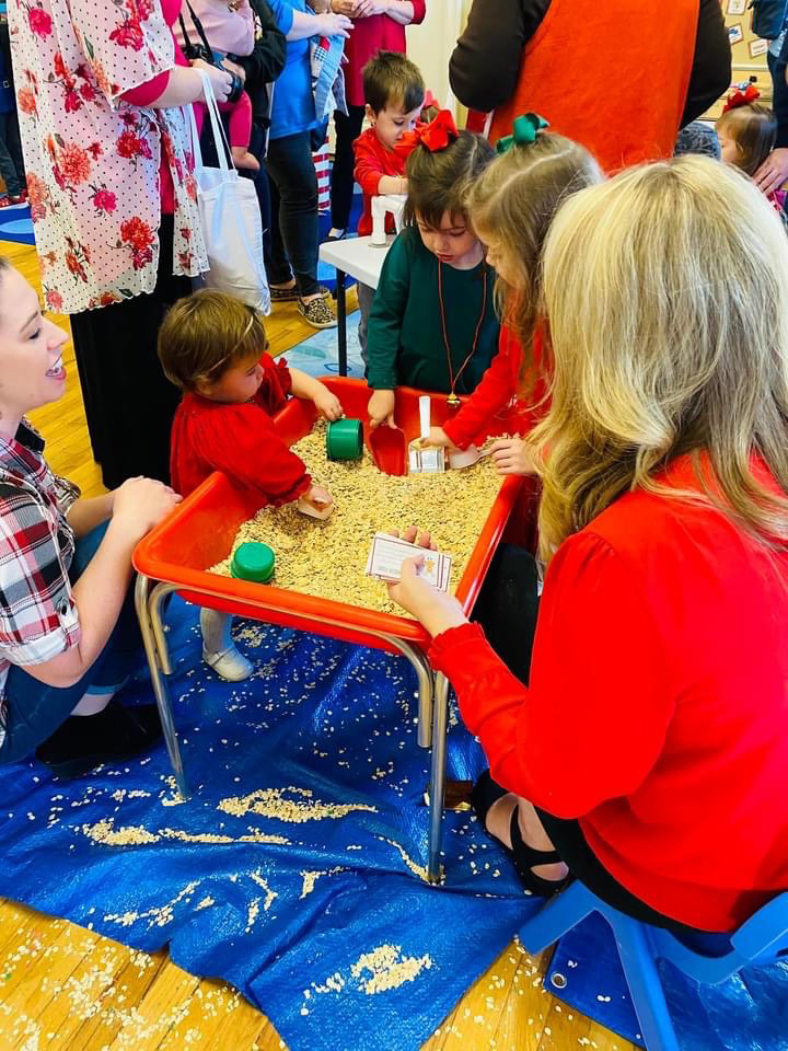 petalschools's tweet photo. The Coleman Center for Families and Children recently held their holiday celebration where kids and families “took a ride” on the Polar Express, which was filled with fun developmental activities for all (including the staff). #PetalSchoolDistrict #TransformThrive https://t.co/910TsN4os9