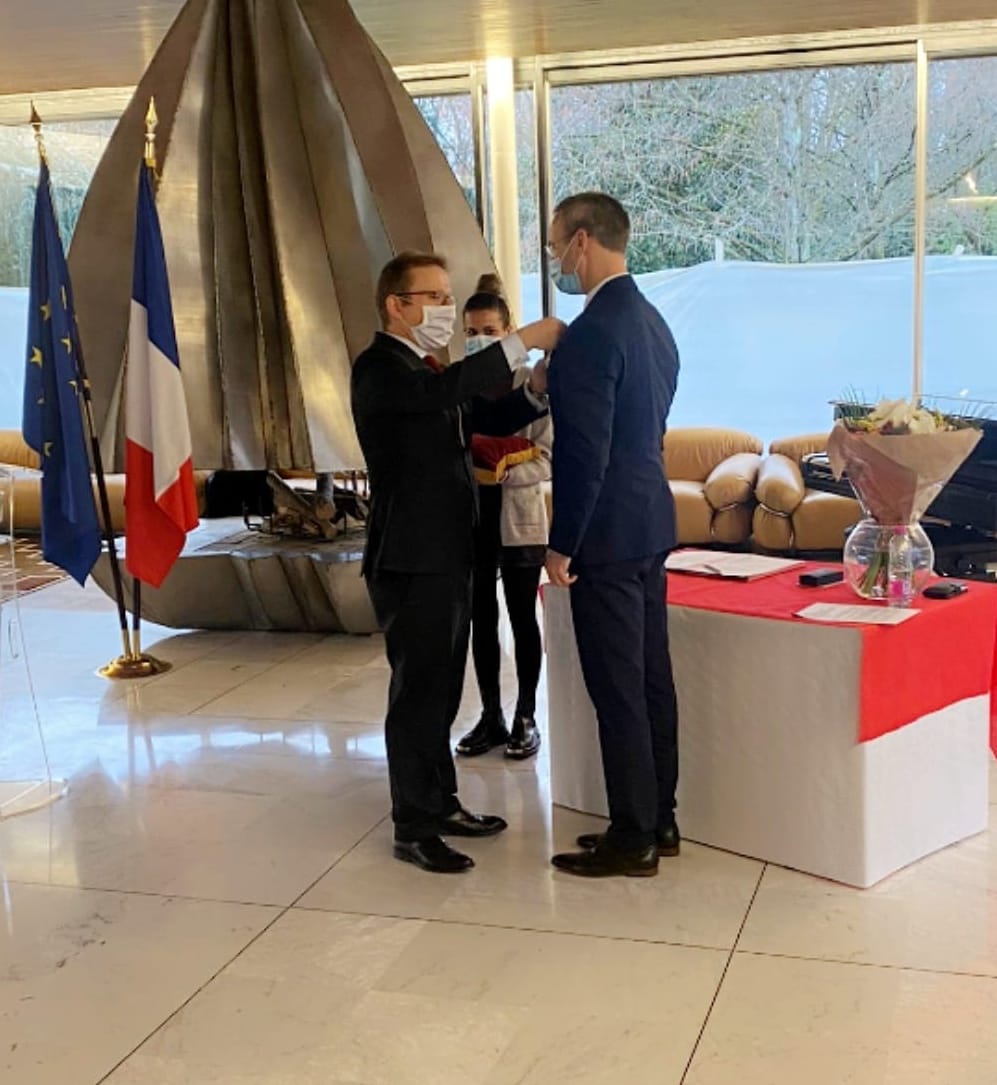 mamasyfr's tweet photo. Félicitations à Monsieur Christophe Deschamps pour avoir obtenu ses insignes de l’Ordre National du Mérite 👏
Merci à Monsieur Le Préfet Eric Jalon pour ses mots justes et sincères !
Toujours un plaisir de revoir les nombreux amis Essonniens.
#Essonnes #Distinction #Prefecture https://t.co/Kl29jR04eX