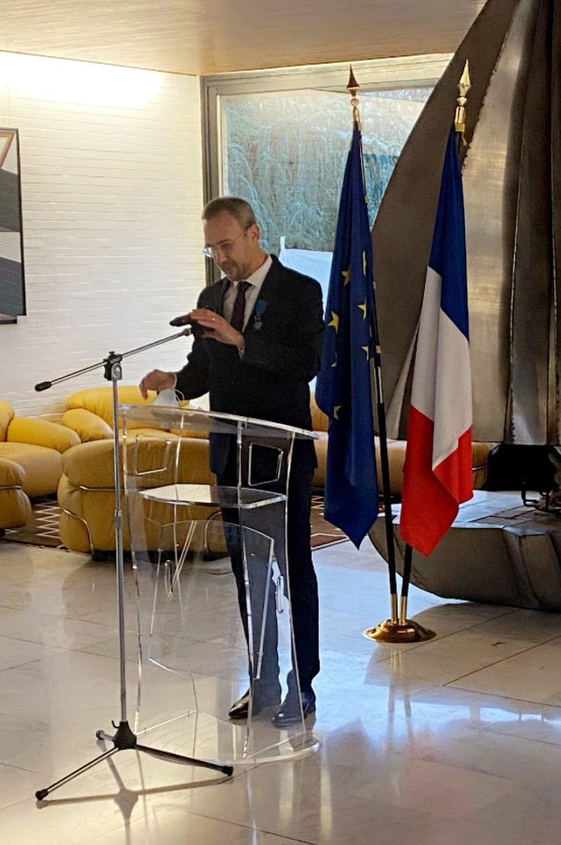 mamasyfr's tweet photo. Félicitations à Monsieur Christophe Deschamps pour avoir obtenu ses insignes de l’Ordre National du Mérite 👏
Merci à Monsieur Le Préfet Eric Jalon pour ses mots justes et sincères !
Toujours un plaisir de revoir les nombreux amis Essonniens.
#Essonnes #Distinction #Prefecture https://t.co/Kl29jR04eX
