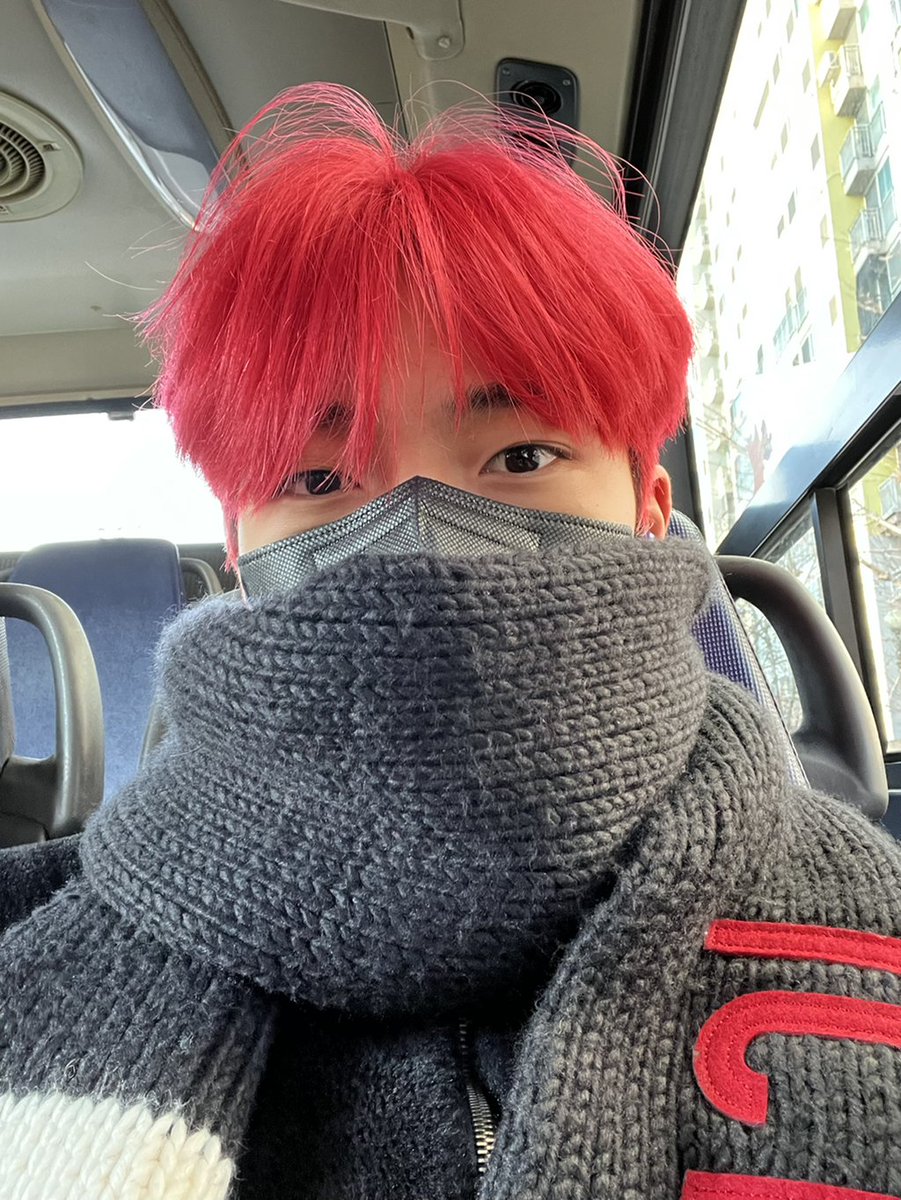 ciiphermn's tweet image. cozy and huggable :((