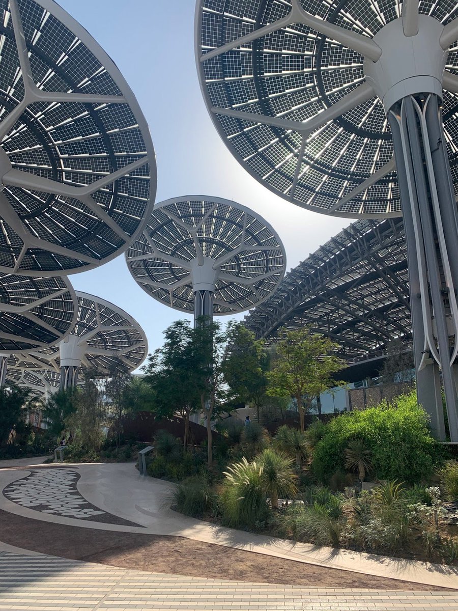 endetail_llc's tweet photo. Branching away from ordinary design, the #EnergyTree in Dubai is a #sustainability masterpiece. Made from 97% recycled steel, over 1,000 solar panels and a stormwater catchment system, the building is 100% self sufficient. Read on: https://t.co/pZXaT9nMRG.
Images via @Dezeen. https://t.co/HD1eGUgUjk