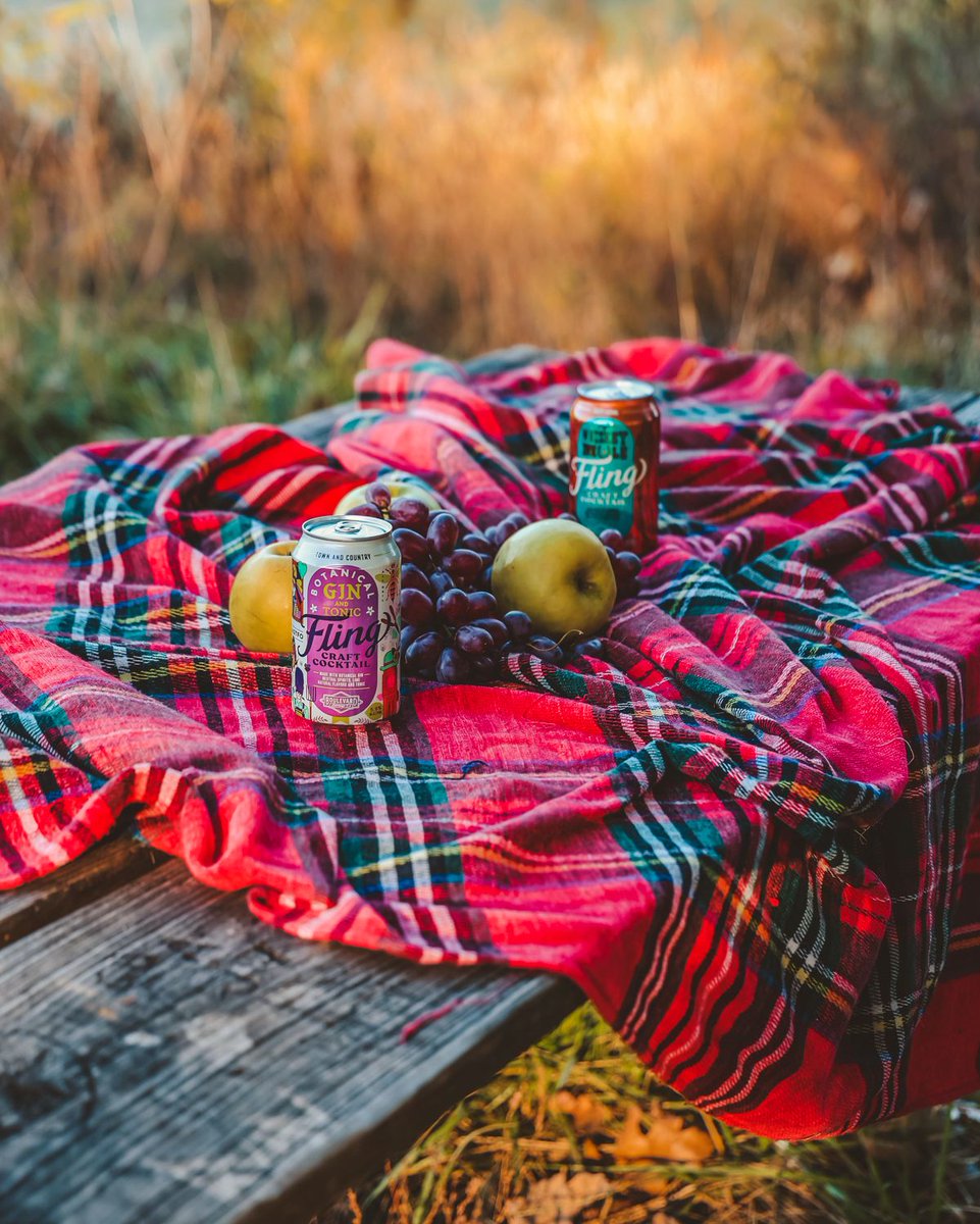 csbev's tweet photo. Crack into a Fling, KC! More and more @Boulevard_Beer Fling Craft Cocktails are awaiting and ready to enjoy the holidays. Find yours #MO or #KS side and #HaveAFling! https://t.co/w2eTxJSxX8