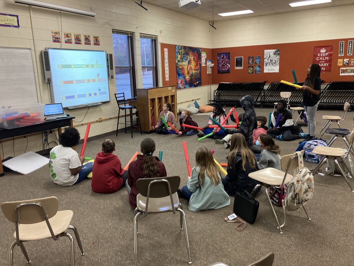 CRISChorus's tweet photo. Boomwhacker fun today! Students are learning treble clef note names! https://t.co/QQWnkNAlfQ