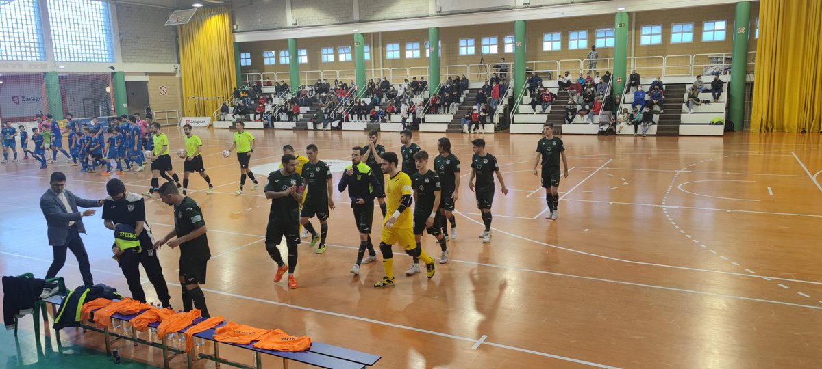CDLeganesFS's tweet photo. FINAL | 🙌 Justo empate del CDLEGANES 4-4 🔵⚪ a domicilio ante @ColoColoZaragoz #seguimossumando

⚽⚽ @albertopichi_14 
⚽ @Pedraza8nacho 
⚽ @PabloPalomares4 https://t.co/MB2eilaPbb