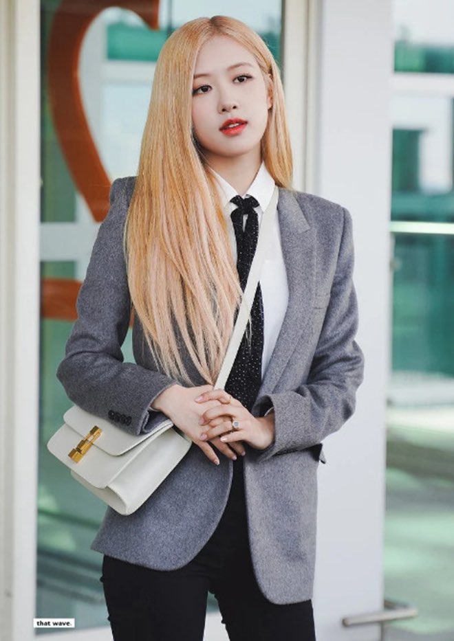 I vote #MAMAVOTE #rosé