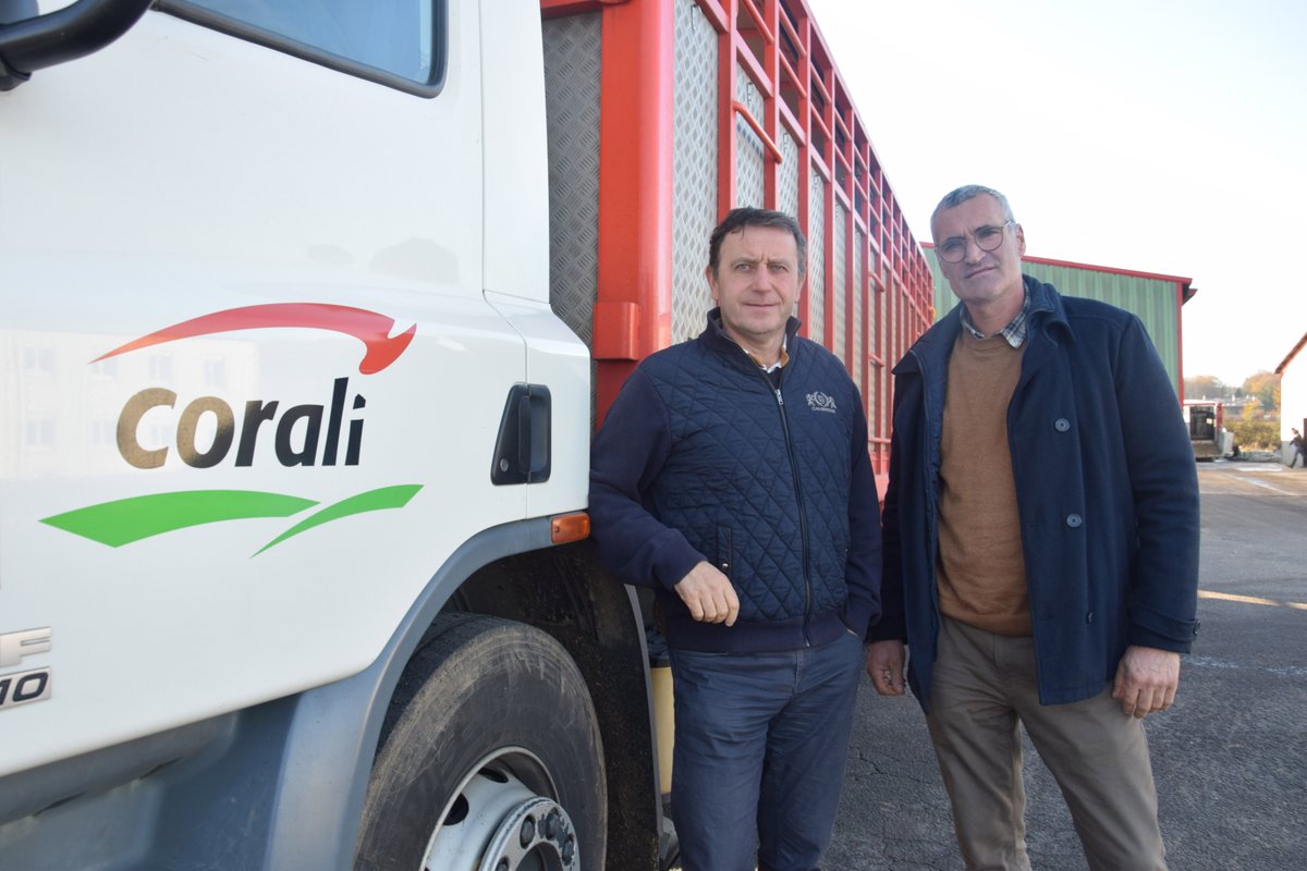 VieCharentaise's tweet photo. « La contractualisation est déjà chez Corali » - La coopérative d’éleveurs bovin a mis en place un système de contractualisation depuis deux ans. https://t.co/HmCd6w4hd8 https://t.co/nI1HLHMRPa