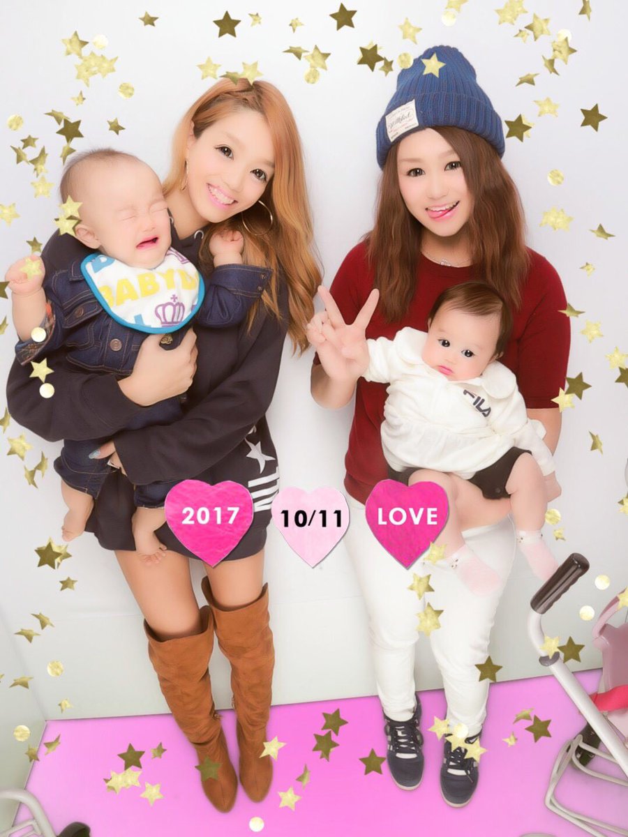 oomaipasta00's tweet photo. 2022.12.06

２日遅れちゃったけど今年も
相方色の花を届けられました

まいちありがと〜って笑ってる
ちなの顔がすごく想像���きる。
来年も再来年もおばあちゃんに
なってもお祝いに行くから
そっちに行くまで待っててね🌈

会ったら話したい事が山��どあって
紙に書いとかないと忘れちゃうな https://t.co/ctdBi5ugK5