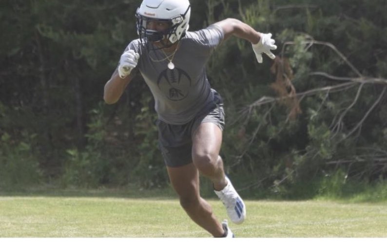 Darius Cannon (@dariuscannon2) on Twitter photo Blessed to be named Region Athlete of the Year for the past 2 years. <a href="/AJCsports/">AJC Sports</a> @Mansell247 <a href="/RecruitGeorgia/">Recruit Georgia</a> <a href="/Rivals/">Rivals</a>
<a href="/LowwUK5/">Ashely Lowery</a> <a href="/247recruiting/">247Sports Recruiting</a> <a href="/WRHitList/">WR Hit List</a> @Lemmingscouting <a href="/PrepRedzoneGA/">Prep Redzone Georgia</a> <a href="/CamNewton7v7/">Cam Newton 7V7</a> <a href="/Topshelf_TJ/">TJ Brown</a> <a href="/CoachBrown_MDN/">Coach Steph Brown</a> Blessed to be named Region Athlete of the Year for the past 2 years. <a href="/AJCsports/">AJC Sports</a> @Mansell247 <a href="/RecruitGeorgia/">Recruit Georgia</a> <a href="/Rivals/">Rivals</a>
<a href="/LowwUK5/">Ashely Lowery</a> <a href="/247recruiting/">247Sports Recruiting</a> <a href="/WRHitList/">WR Hit List</a> @Lemmingscouting <a href="/PrepRedzoneGA/">Prep Redzone Georgia</a> <a href="/CamNewton7v7/">Cam Newton 7V7</a> <a href="/Topshelf_TJ/">TJ Brown</a> <a href="/CoachBrown_MDN/">Coach Steph Brown</a>