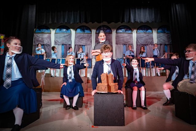 LkOrionSchools's tweet photo. The cast and crew at @WaldonMS are excited for the Thursday and Friday night shows of “Matilda Jr.” Join then to watch the performance. Tickets are available at the door for $5. #AlwaysLakeOrion ( 📸 Ms. Welling @buffach1) https://t.co/OOgFlOkgfE