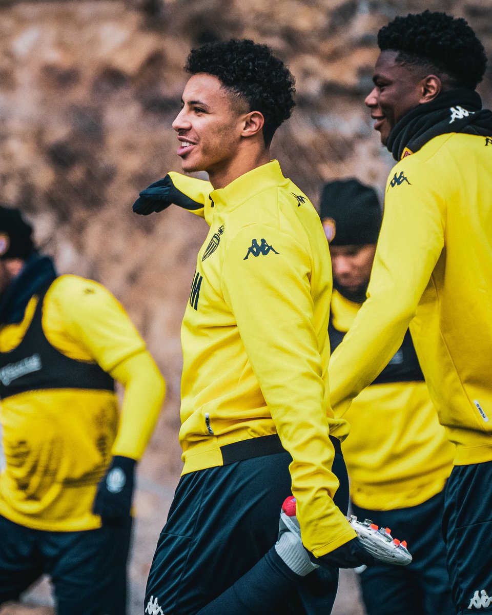 SofianeDiop's tweet image. Focus @EuropaLeague