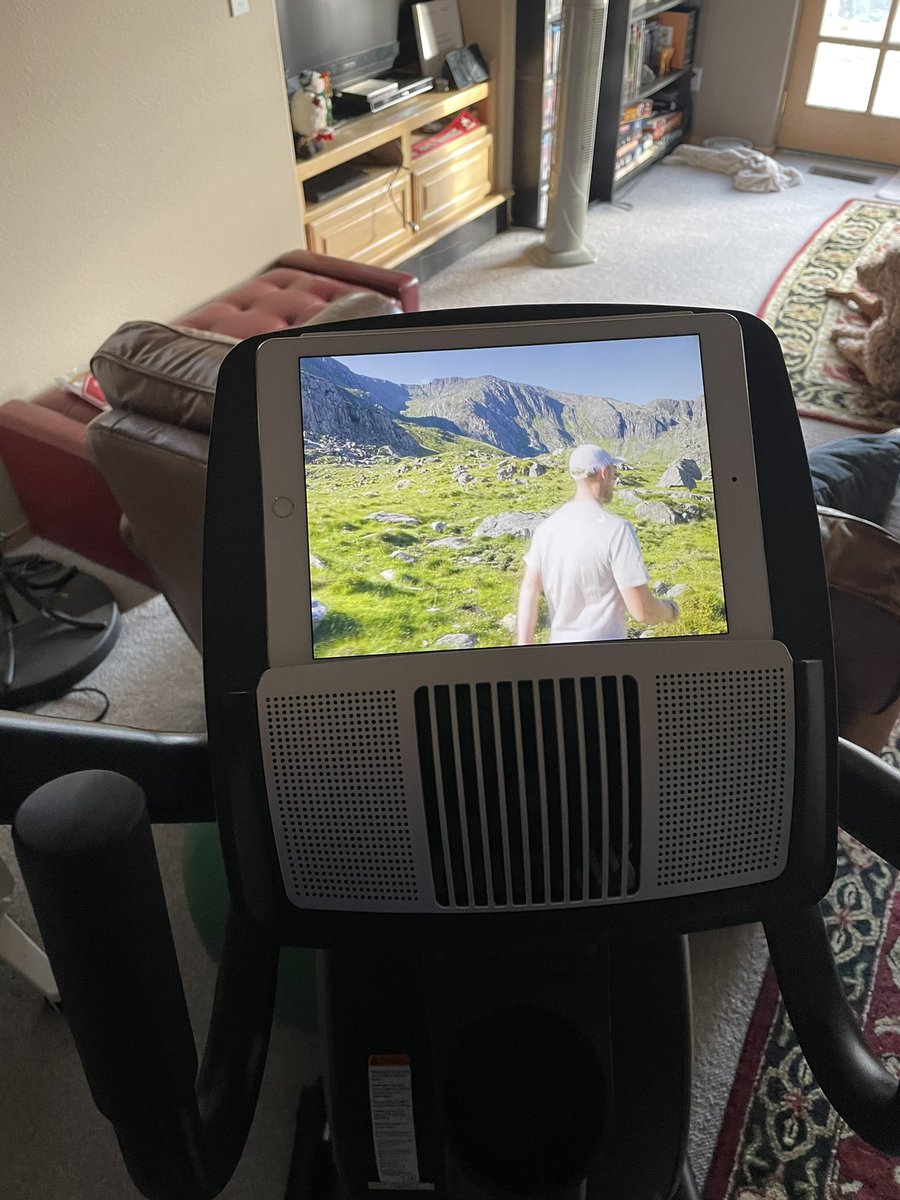 stage4kelly's tweet photo. Took a break from virtual  #sabcs21 to do an @iFit workout. Feel MUCH better after my walk through Wales with @AlexGregoryGB  #GettingStepsIn #MyAssWasFallingAsleepSittingInFrontOfTheComputer https://t.co/8F4Fm6RmLa