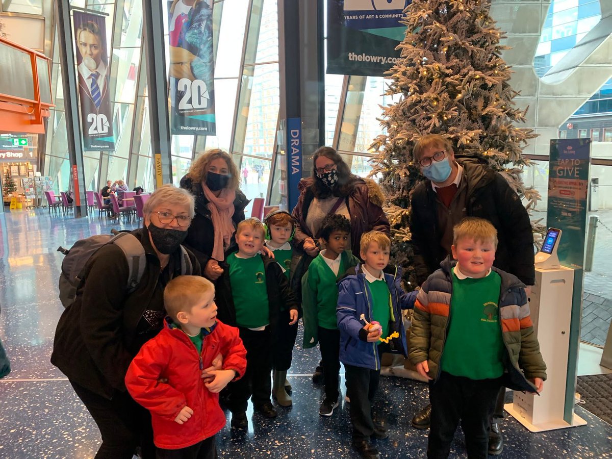 Meadowside.Buttercups tweet media