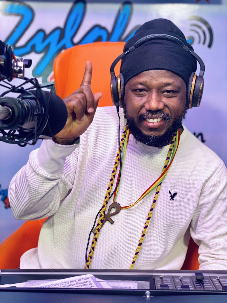 Teach  dam Kuchoko  legend  <a href="/Blakkrasta/">BLAKK RASTA</a>  
Place like odorkor  is on fya 🔥🔥🔥 #Taxidriveshow #AfricanHistoryClass  <a href="/BlakkLionDeGen/">FreeDaStreets</a>  <a href="/KingLagazee/">King Lagazee (7 Star Gen) 🇬🇭</a>  <a href="/daavibawonda/">𝓖ϐєƚο𝐫 𝓡αѕτα #𝔻𝕒𝕒𝕧𝕚𝔹𝕒</a> @The_Evangelist3 <a href="/ras_adidi/">Ras Adidi The Prince of #KUCHOKO and #MIATORSYTLER</a> <a href="/gumahdok/">Ras Osagyefo Doabil Tindandoog Gumahdok Yinzorbil</a>