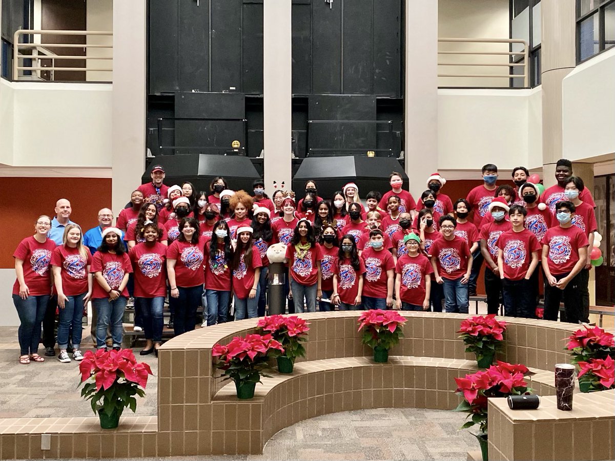 DMS_Vikings's tweet photo. To say we're proud is an understatement. These kiddos brought their A game and more at today's @FortBendISD Administration Building performance!
#WeLiveAboveTheLine https://t.co/fu1cfU3ehJ