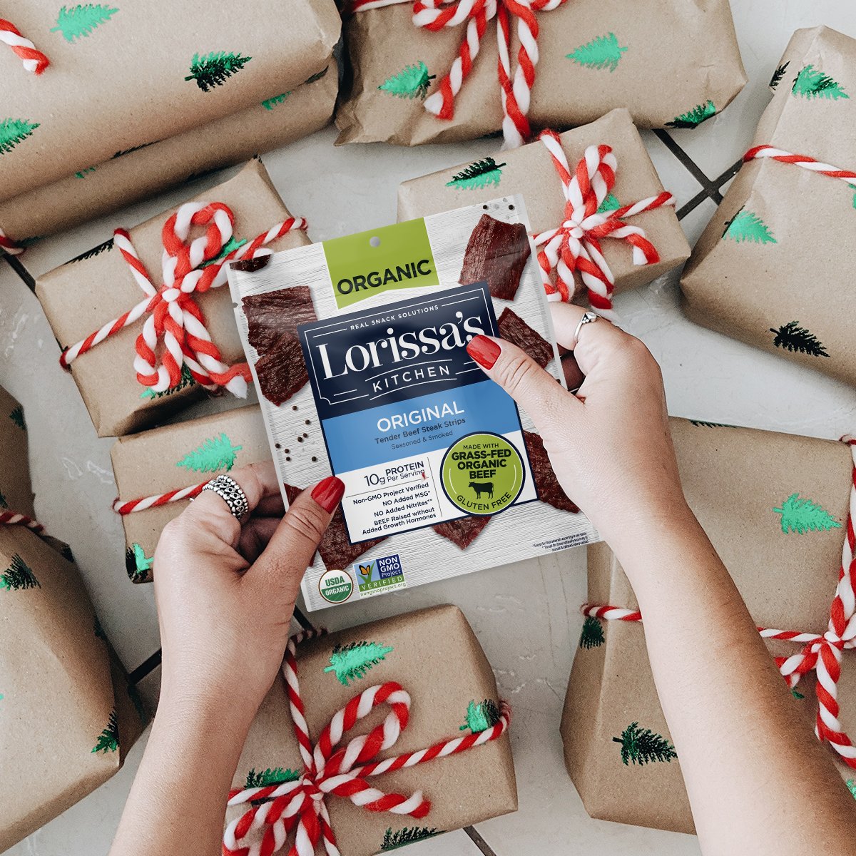 Of all the gifts you can give this year, choose delicious snacks! ❤️