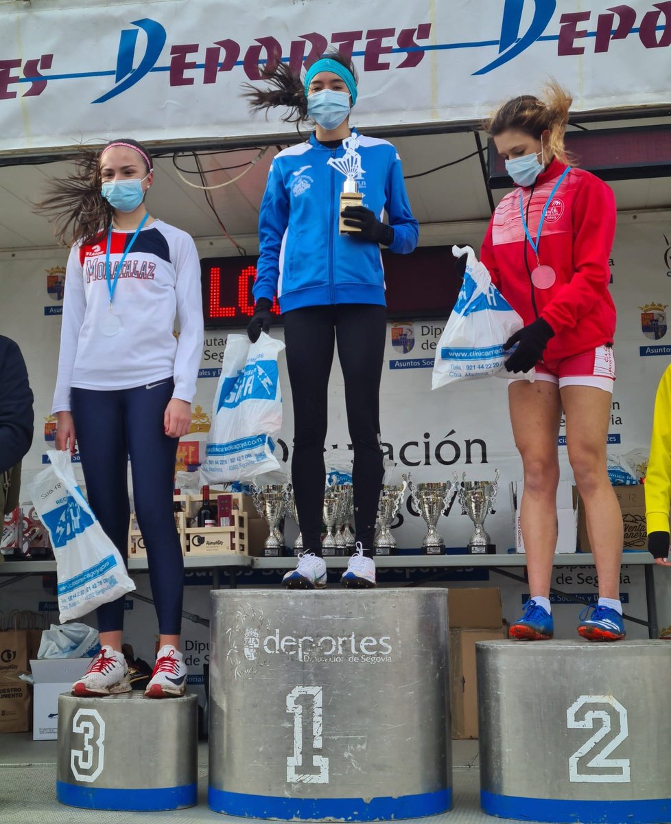 rubenmunozcoach's tweet photo. 💥🥇Gran victoria de Carla Jiménez Sanandrés @puenteromanillo en El Cross de Cantimpalos en Sub18, aún sin recuperar del todo de las caídas sufridas en el duro campeonato de España🇪🇦 del fin de semana, muy buena carrera con duro viento🌪 y frío❄ 👏🏻👏🏻👏🏻 https://t.co/jNIuXae0gU