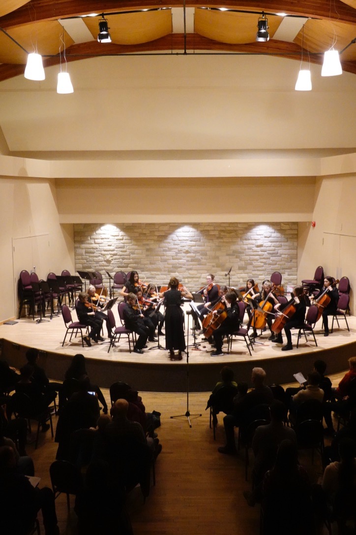 Enjoy the GYMC Junior &amp; Intermediate String Orchestras annual Winter Concert, directed by Joy Schuster.  The concert will be streamed from the Recital Hall of the Guelph Youth Music Centre on Saturday December 11, 2021 at 3 pm.
LIVE STREAM... youtu.be/0U0_I-m9hSI